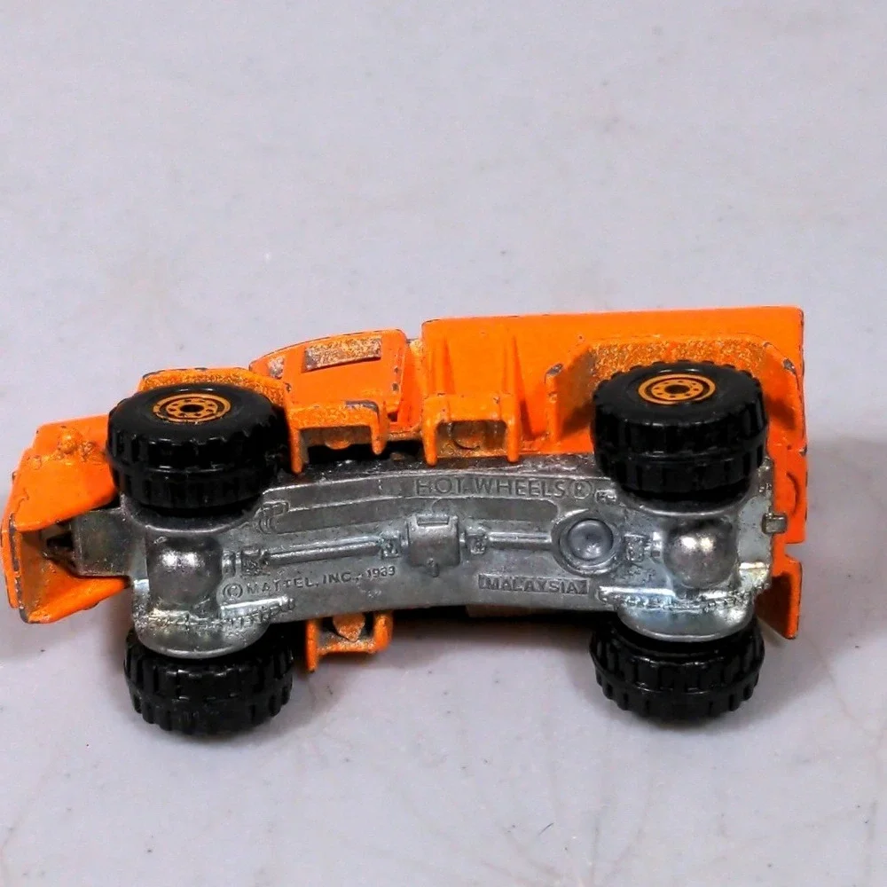 Vtg Hot Wheels Dump Truck‎ Orange 1983 Mattel Diecast Construction Toy Vehicle